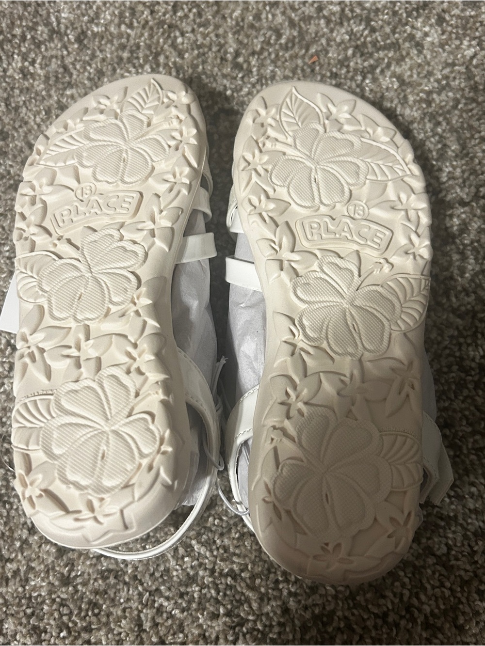 The Children's Place White Girls Strappy Dress Sandals 13 - Picture 2 of 3